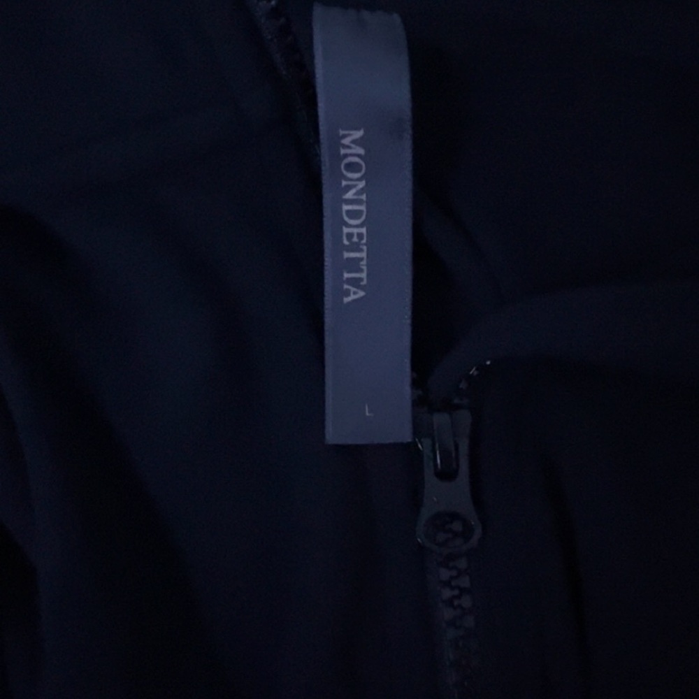 MONDETTA black sweater